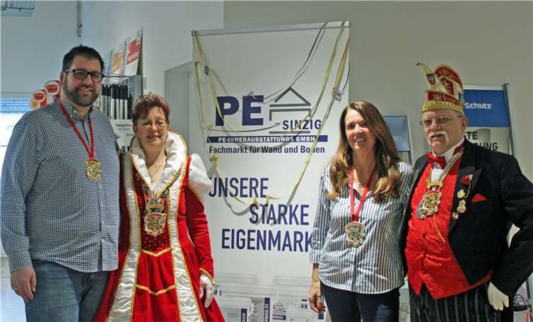 (v.l.n.r.): Marcell Müller, Natalie I., Beate Ebert und Hofmarschall Snoopy.  Foto: privat