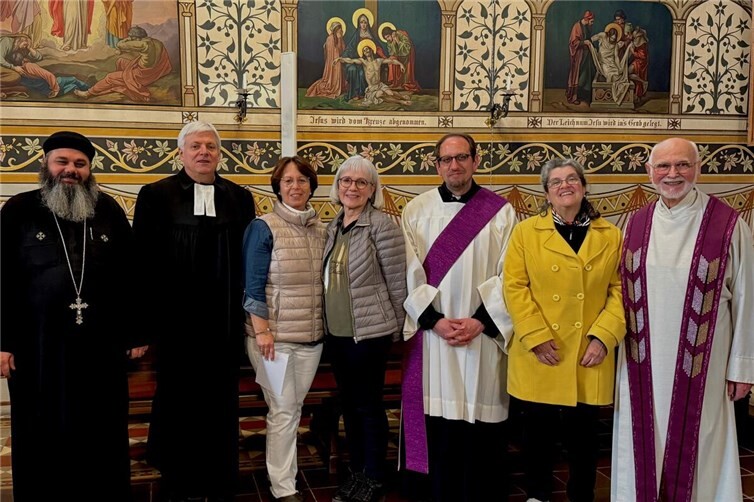 v.l.n.r. P. Philippus, Pfr. Horn, Annette Weiß, Elisabeth Bay, Diakon Schlösser, Eva Schütze, Pfr. Horn