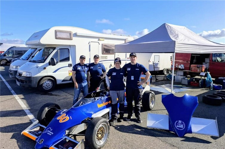 (v.l.n.r.) René Achterberg, Amy Hoffmann, Simone Busch, Niko Breitwieser