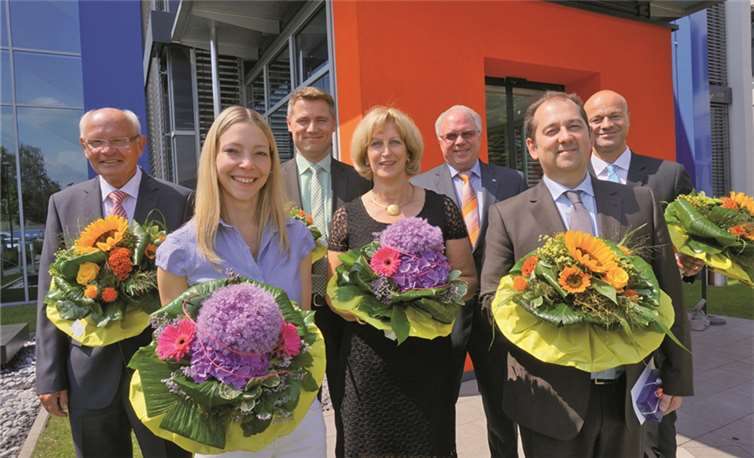 (v.l.n.r.) Robert Janke, Corinna Lahr, Lars Grundei, Waltraud Peters, Vorstandssprecher Franz-Jürgen Lacher, Stefan Schneider und Roland Schätzle. privat