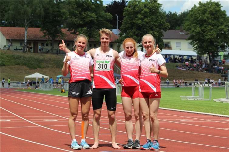 v.l.n.r. Sandra Teller, Paul Jacobi, Hannah Geisen, Leonie Kupser.  Foto: DJK