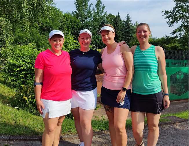 vlnr: Simone Becker, Claudia Selt, Sarah Goldmann und Kathrin Leichnitz.