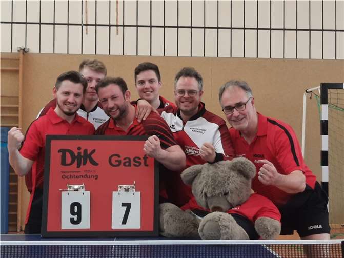 (v.l.n.r.): Steven Brixius, Jan-Hendrik Menges, Kai Knerr Jannik Koch, Torsten Schweitzer und Michael Wetterauer. Foto: privat