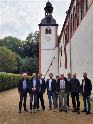 (v.l.n.r.): Wolfgang Zirfas, 1. Beigeordneter VG Ransbach-Baumbach, Peter Moskopp, MdL, Bendorfs Bürgermeister Christoph Mohr, Dominik Pretz, SPD Bendorf, Carsten Möllmeier, Vorsitzender Beirat für Menschen mit Behinderung Bendorf, Bernhard Wiemer, 1.Beigeordneter Bendorf, Klaus Döring, CDU Bendorf, Thilo Becker, Bürgermeister VG Höhr-Grenzhausen und Michael Merz, Bürgermeister VG Ransbach-Baumbach.