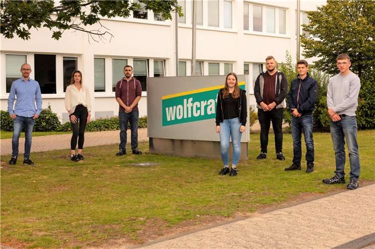 von links Christian Wehr, Janina Daub, René Denn, Kathrin Radermacher, Nick Harbich, Julian Groß, Niklas Gärtner.Foto: Wolfcraft