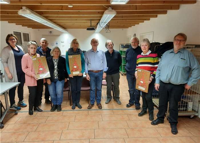 (von links) Christiane Böttcher, Elisabeth Ewering-Frisch, Hermann Balas, Birgit Koll, Brigitte Kraemer, Otto Fior, Wolfgang Feller, Michael Pfeiffer, Karin Nietgen, Kuno Herchenbach. Foto: Caritas