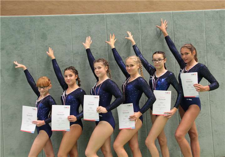 von links: Darya Novosselov, Lena Ellinger, Sina Fuchs, Alice Bütter, Xenia Luft, Marie Wibberg. Monika Fuchs