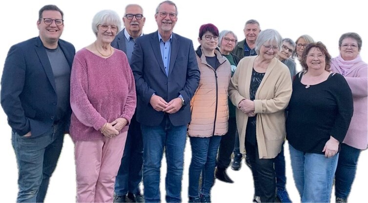 (von links) Markus Dinkel, Brigitte Holl, Hans Attendorn, Sven Lefkowitz, Alexandra Eidenberg, Elke Distelkamp, Silvester Heck, Birgit Di Ludovico, Petra Eidenberg, Birgit Lepnikow, Martina Beate Jakoby, Sigrid Scherer-Seifert. Nicht auf dem Bild die Vorstandsmitglieder Manuela und Reiner Kintzinger.