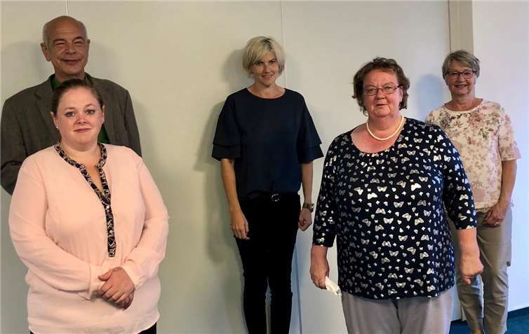 von links nach recht: Frau Russo, Herr Eggert, Frau Spors,Frau Kobold, Frau Schwab.Fotos: privat