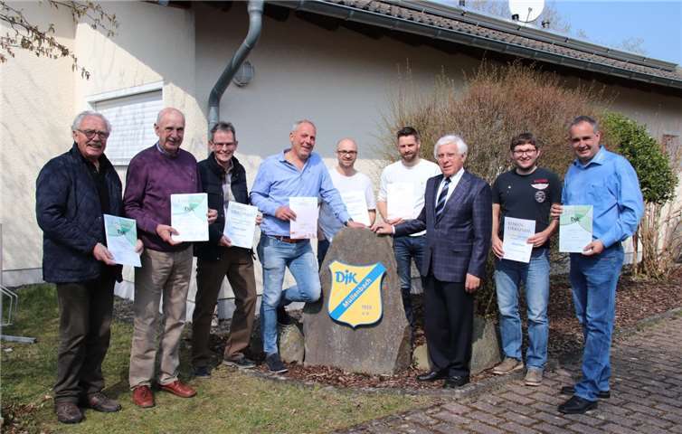 von links nach rechts: Alois Daun, Karl Mönig, Bruno Schäfer, Jörg Rodarius, Klaus Retterath, Daniel Göbel, Fritz Langenhorst, Marcel Stern und Mike Mönig.Fotos: Lea Hens