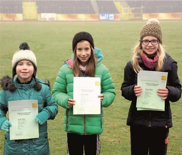 (von links nach rechts).: Elisa Fahrenbruch, Luisa Bertram un Clara Pollig. privat