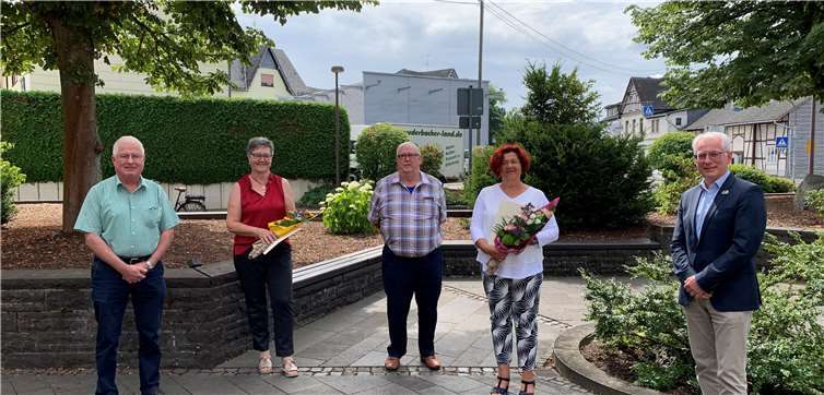 (von links nach rechts): Werkleiter Eckhard Gönner, Heike Scheld, 2. Beigeordneter Karl-Werner Bierbrauer, Anette Bremer und Bürgermeister Volker Mendel.Foto: privat