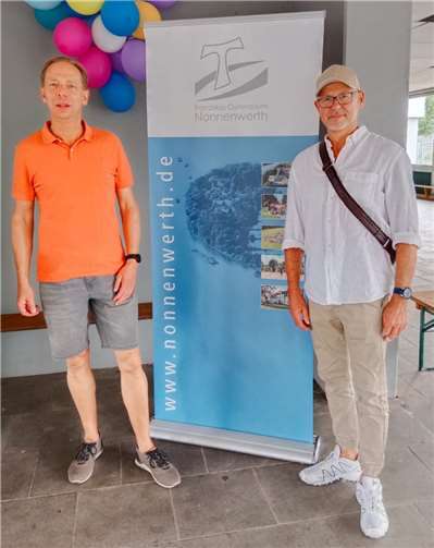 (v.r.) Jürgen Walbröl, CDU-Fraktionsvorsitzender im Stadtrat Remagen, daneben Andreas Köpping, sein Stellvertreter, auf dem Fest. Foto: privat