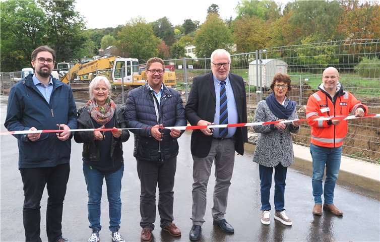 (v.re.) Till Hesse, BMin Renate Offergeld, Jürgen Kleikamp, BG Swen Christian, Jutta Danylow und Christian Pohl.Fotos: Gemeinde Wachtberg