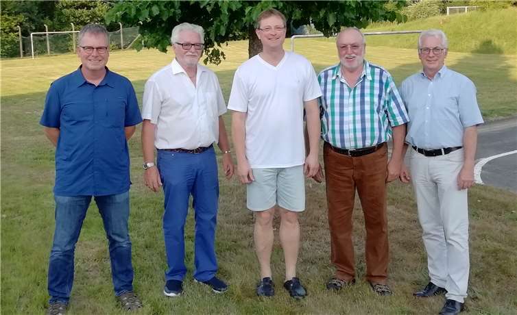 (v.re.) Volker Mendel, Bürgermeister Manfred Pees, 1. Beigeordneter Hans-Peter Schmidt und die Beigeordneten Hajo Jordan und Wolfgang Velten.Foto: privat