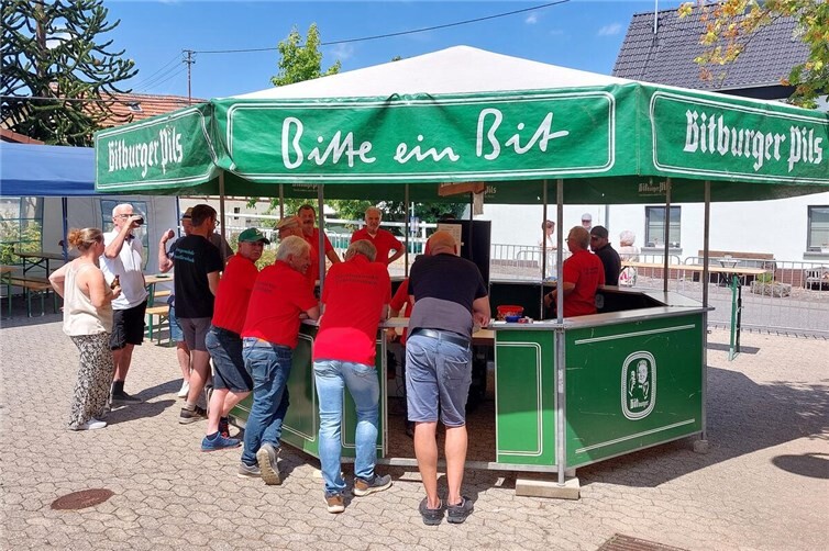 wer viel arbeitet kann auch feiern.