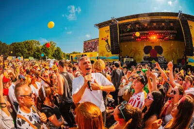 240831-Jeck-im-Sunneschein-Bonn-Kasalla-Bastian-Campmann-Foto-Julian-Huke-honorarfrei