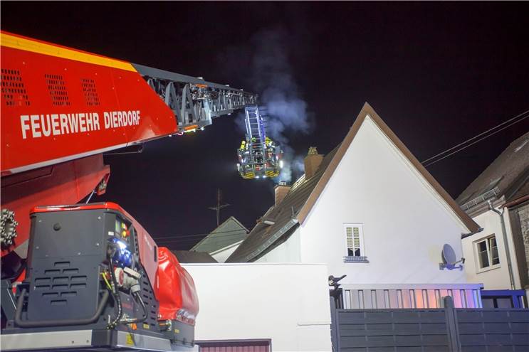 Dierdorf: Kaminbrand in der Innenstadt
