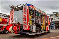 01.03.: Vollbrand auf der B9: Bus in Flammen