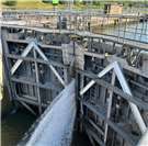 02.07.: Schiff rammt Schleuse auf der Mosel