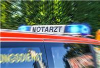 02.09.: Sattelzug kippt nach Kollision um