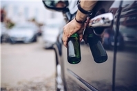 17.02.: Henneferin rammt Pkw mit 2,5 Promille