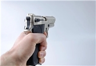 17.03.: Taxifahrer durch Fahrgast mit Pistole bedroht 