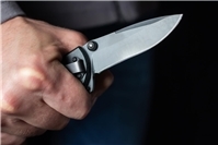 18.04.: Streit eskaliert: 48-Jähriger bei Messerattacke verletzt