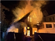 18.06.: Schuppen wird bei Flammeninferno vollständig zerstört