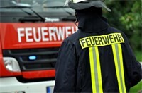 19.08.: Unwetter: Sattelschlepper kippt auf Bendorfer Brücke um 