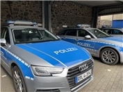 20.04.: B9: Riskantes Überholmanöver: Pkw-Fahrer rettet sich durch ausweichen auf den Grünstreifen