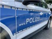 22.04.: Riskantes Überholmanöver führt zu Unfall - Fahrer flüchtet