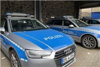 24.09.: Mitarbeiterin von LKW erfasst