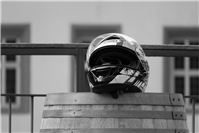 25.02.: 74-jähriger Motorradfahrer bei Unfall schwer verletzt