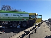 25.02.: Schwerer Lkw-Crash auf der A61 bei Swisttal