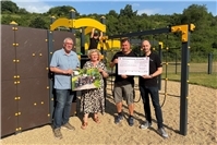 Adenauer Forst Freunde und Nürburgring sorgen für strahlende Kinderaugen