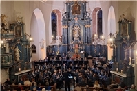 Adventszauber in der Pfarrkirche: Ein Abend voller musikalischer Höhepunkte