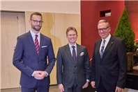 Andree Stein erhält Ehrenplakette der VG Montabaur