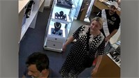 Bandendiebstahl in Linzer Goldladen: Polizei sucht Zeugen