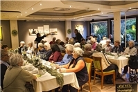 Besinnliche Weihnachtsfeier der Seniorinnen und Senioren