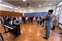 Besuch des Bildungsministers Sven Teuber am Landesmusikgymnasium