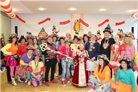 Bürgermeister Juchem übergibt Schlüssel an die Möhnen