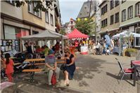 Bunte Vielfalt beim Fest der Kulturen in der Brückenstraße