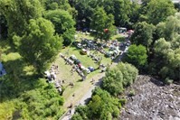 Bunter Inselmarkt auf der Wiedinsel in Niederbieber mit vielseitigen Ausstellern