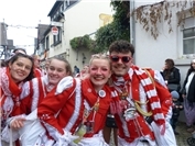 Bunter Karnevalszug in Erpel bildet
karnevalistischen Höhepunkt der Session