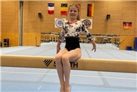 Charlotte Rünz erturnt sich Qualifikationspunktzahl zur Deutschen Jugendmeisterschaft