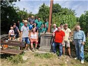 Das Kreuz auf dem Kreuzberg erstrahlt nach umfassender Sanierung neu