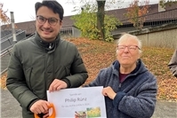 Den Frühling in der Tasche: Philip Rünz unterstützt Pflanzaktion