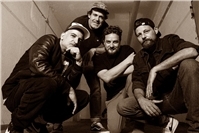 Dppelkonzert mit Stereolith ud Smokin‘ Parrots