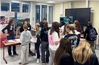 Erfolgreicher Austausch zwischen Schule und Unternehmen